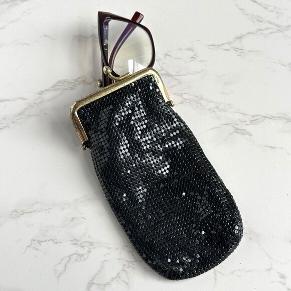 1950s Whiting and Davis Black Mesh Eyeglass Case – Vintage Evening Glasses Holde - Picture 1 of 7